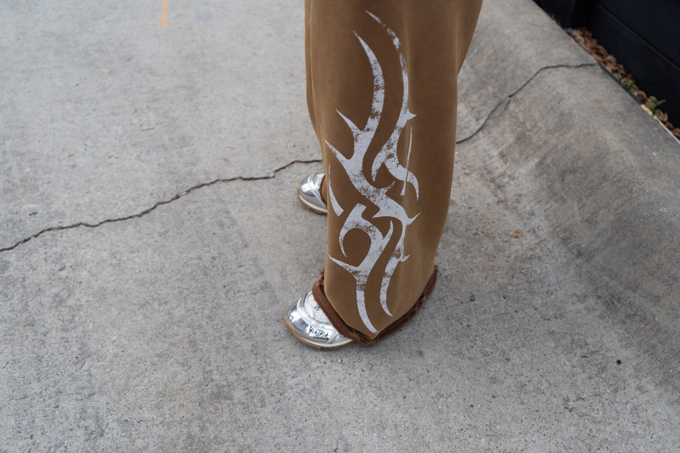 Society 22 "Perfect Timing" Sweatpants Brown